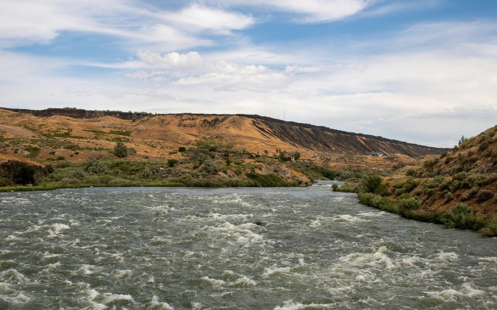 Exploring the Yarlung Tsangpo Grand Canyon: A Spectacular Natural Wonder