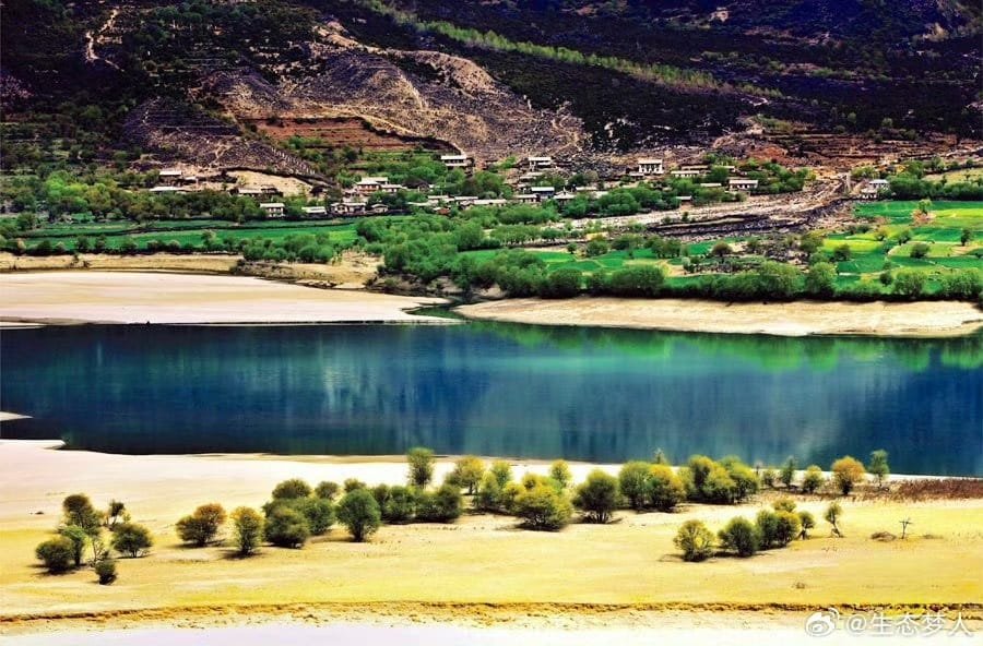 Aichu River: The Fertile Waterway of Chamdo
