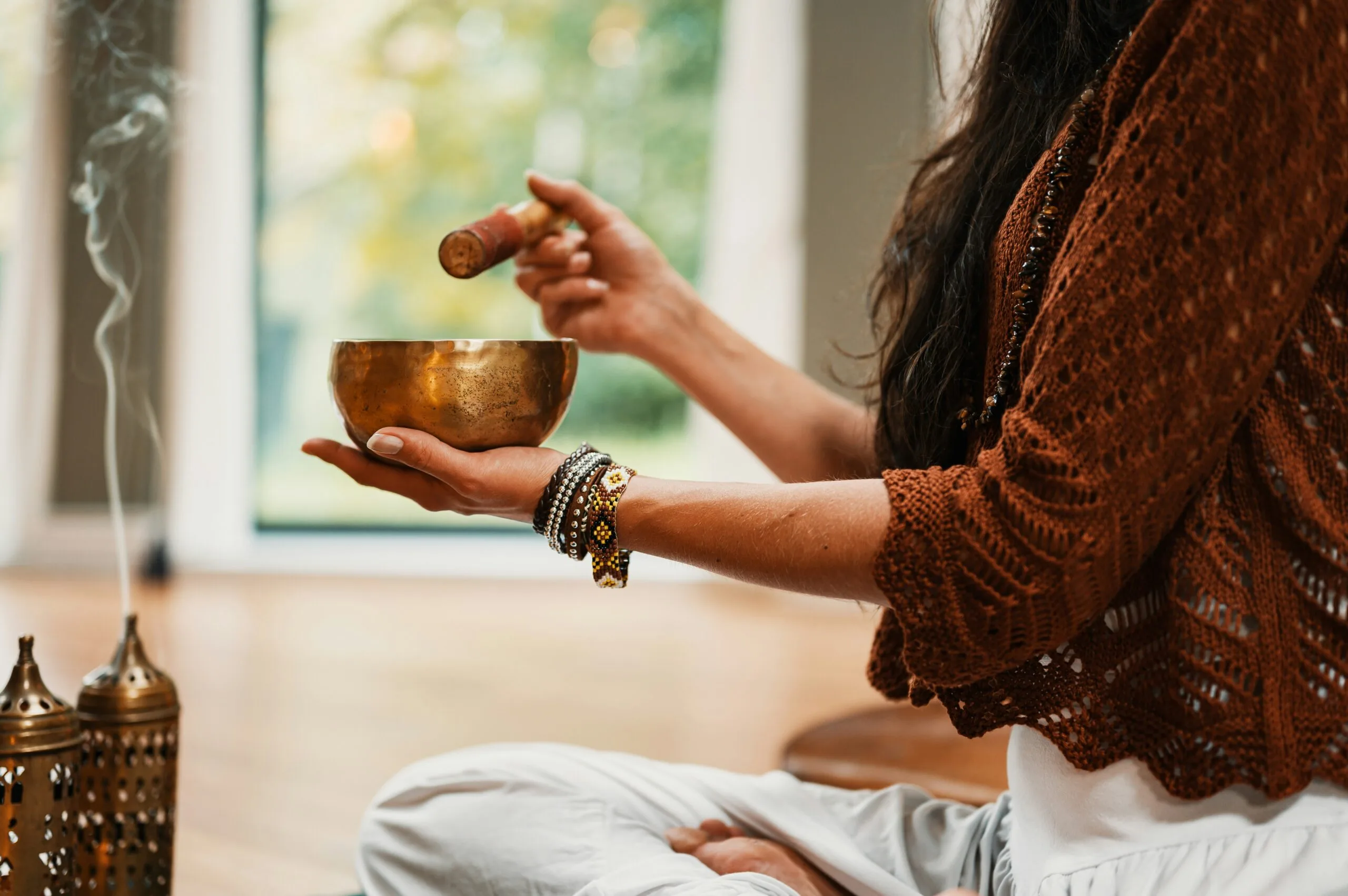 The Spiritual and Health Benefits of Tibetan Incense